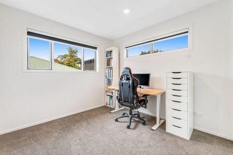 Photo of property in 23a Wylie Avenue, Sunnynook, Auckland, 0620