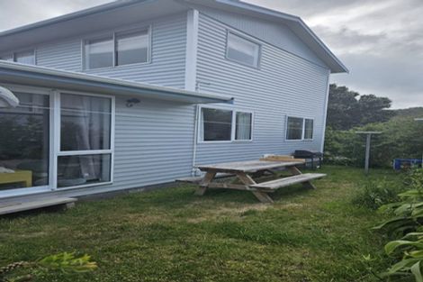 Photo of property in 1/23 Maple Grove, Maungaraki, Lower Hutt, 5010