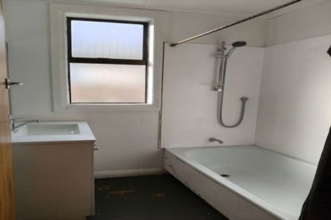 Photo of property in 49 Burns Avenue, Takaro, Palmerston North, 4412