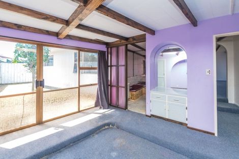 Photo of property in 4 Karyn Street, Castlecliff, Whanganui, 4501