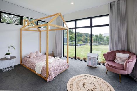 Photo of property in 53 Dysart Lane, Kumeu, 0891