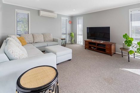 Photo of property in 3 Southbrae Lane, Pokeno, 2402