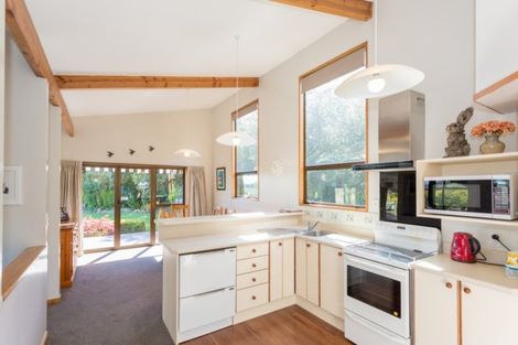 Photo of property in 2 Cambrian Close, Westmorland, Christchurch, 8025