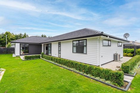 Photo of property in 15 Maple Grove, Solway, Masterton, 5810