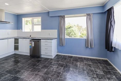 Photo of property in 124 Major Drive, Kelson, Lower Hutt, 5010