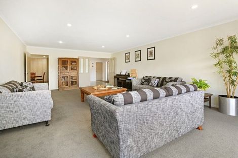 Photo of property in 50 Bing Lucas Drive, Tawa, Wellington, 5028