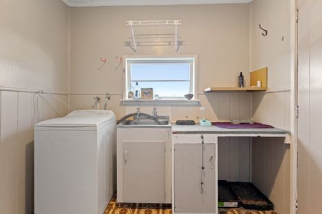 Photo of property in 15 Dawson Street, Pahiatua, 4910