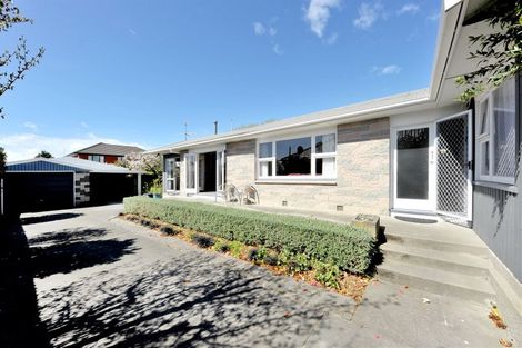 Photo of property in 14 Longmuir Street, Ilam, Christchurch, 8041