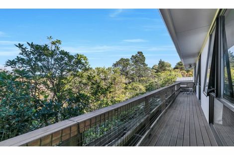 Photo of property in 2/109 Oreil Avenue, West Harbour, Auckland, 0618