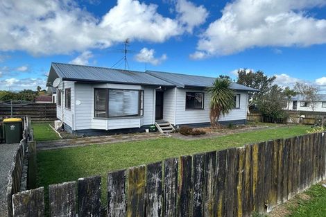Photo of property in 82a Shifnal Drive, Randwick Park, Auckland, 2105