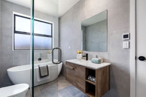 Photo of property in 107 Schoolside Road, Kumeu, 0810