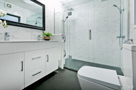 Photo of property in 17 Nigel Road, Browns Bay, Auckland, 0630