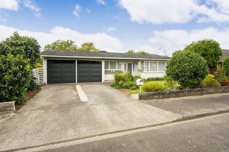 Photo of property in 4 Cremorne Avenue, Hokowhitu, Palmerston North, 4410