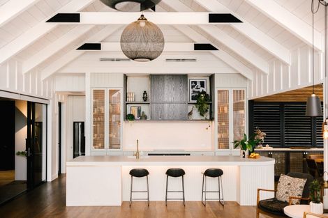 Photo of property in 69 Kanuka Drive, Hokowhitu, Palmerston North, 4410