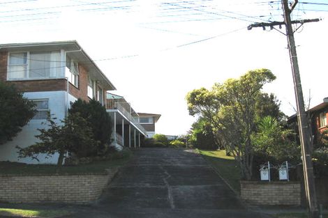 Photo of property in 2/117 Golf Road, New Lynn, Auckland, 0600