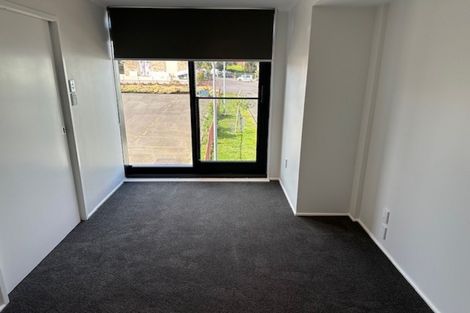 Photo of property in 15e/30 Westward Ho, Glen Eden, Auckland, 0602