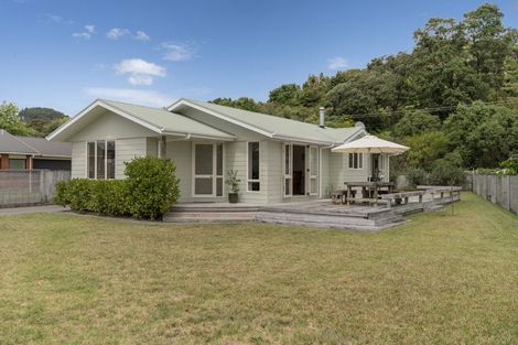 Photo of property in 34 Scott Drive, Cooks Beach, Whitianga, 3591