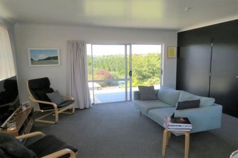 Photo of property in 7c Fairview Place, Westown, New Plymouth, 4310