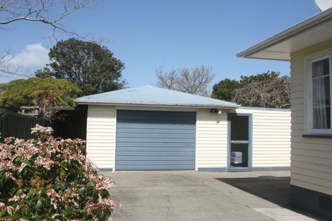 Photo of property in 11 Galway Avenue, Hokowhitu, Palmerston North, 4410