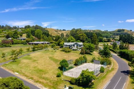 Photo of property in 22 Blue Ridge Drive, Acacia Bay, Taupo, 3385