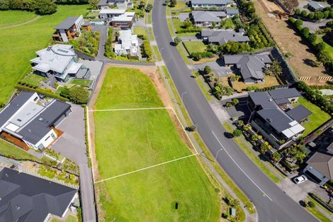 Photo of property in 20 Links Drive, Waiwhakaiho, New Plymouth, 4312