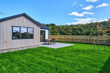 Photo of property in 100 Waipunahau Road, Waikanae, 5036