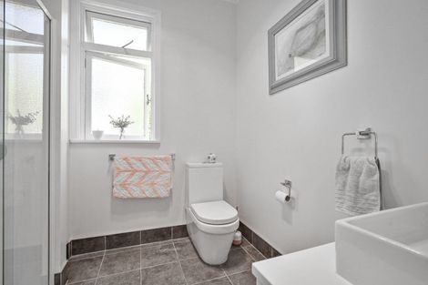 Photo of property in 27 Campbell Street, Havelock North, 4130