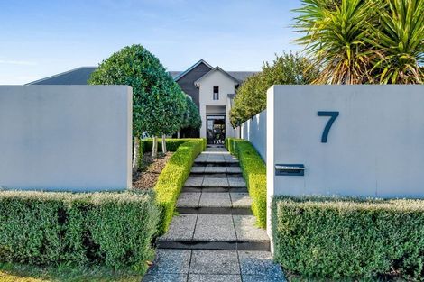 Photo of property in 5-7 Adam Lile Drive, Highlands Park, New Plymouth, 4312