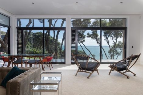 Photo of property in 218a Lake Road, Hauraki, Auckland, 0622