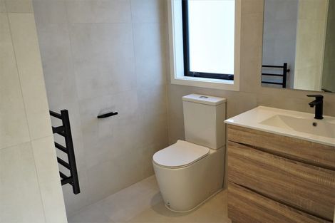 Photo of property in 35c Vincent Street, Howick, Auckland, 2014