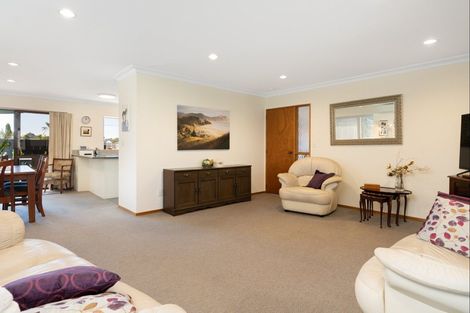 Photo of property in 33a Campbell Road, Mount Maunganui, 3116