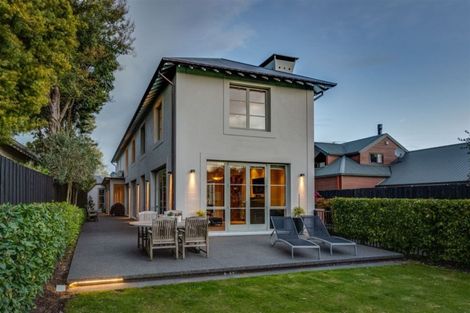 Photo of property in 6 Wairarapa Terrace, Merivale, Christchurch, 8014