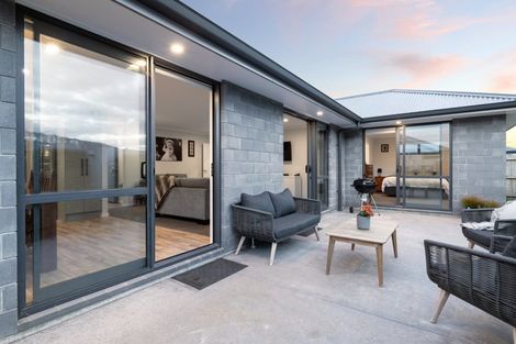 Photo of property in 8 Macloughlin Drive, Te Puke, 3119