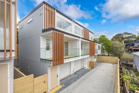 Photo of property in 6/18 Ludlow Terrace, Totara Vale, Auckland, 0627