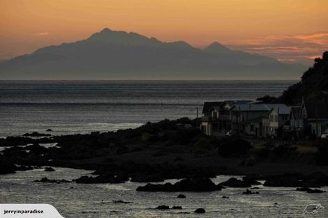 Photo of property in 3/48 Owhiro Bay Parade, Owhiro Bay, Wellington, 6023