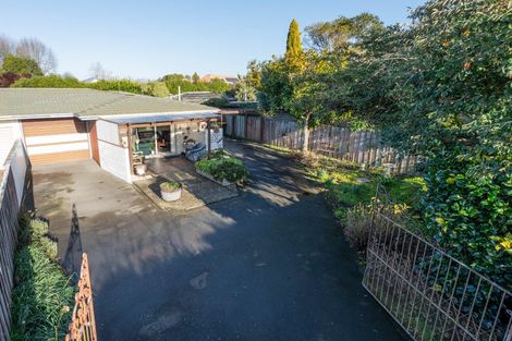 Photo of property in 2/367a Withells Road, Avonhead, Christchurch, 8042