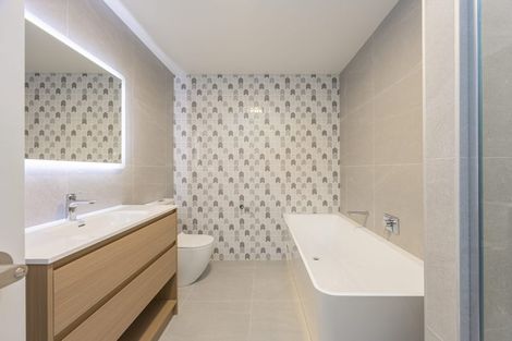 Photo of property in 7 Endurance Rise, Orewa, 0931