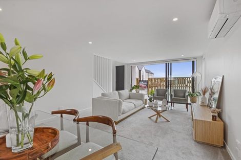 Photo of property in 11/6 Skibbereen Drive, Halswell, Christchurch, 8025