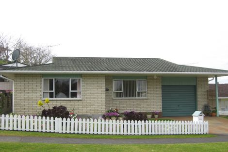 Photo of property in 3/22 Kenmore Street, Westown, New Plymouth, 4310