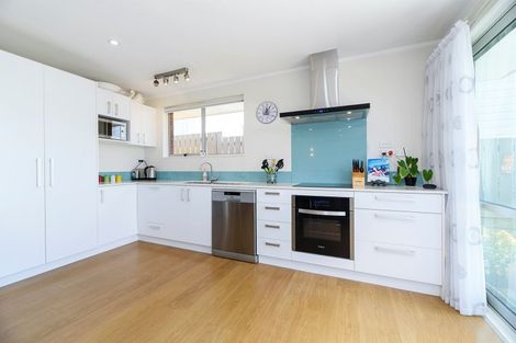 Photo of property in 1/116 Mountbatten Avenue, Hillcrest, Auckland, 0627