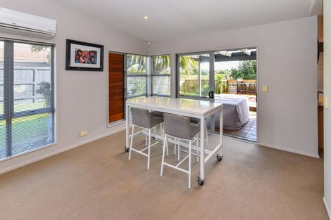 Photo of property in 39 Fergy Crescent, Wattle Downs, Auckland, 2103