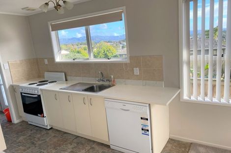 Photo of property in 69 Solar Road, Glen Eden, Auckland, 0602