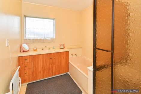 Photo of property in 2/17 Vintage Drive, Henderson, Auckland, 0612