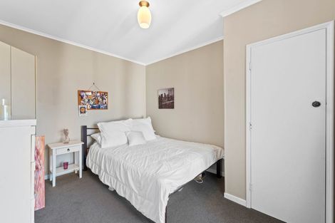 Photo of property in 56 Parkhill Road, Mellons Bay, Auckland, 2014