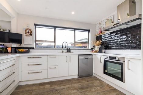 Photo of property in 6 Wedgwood Grove, Highbury, Palmerston North, 4412