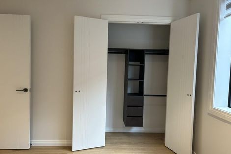 Photo of property in 19 Kerekin Drive, Oteha, Auckland, 0632