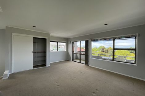 Photo of property in 463 Beach Road, Murrays Bay, Auckland, 0630