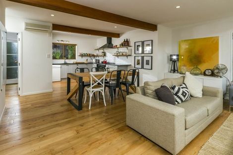 Photo of property in 4/103 Hinemoa Street, Birkenhead, Auckland, 0626