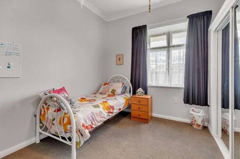Photo of property in 404 Tremaine Avenue, Takaro, Palmerston North, 4412