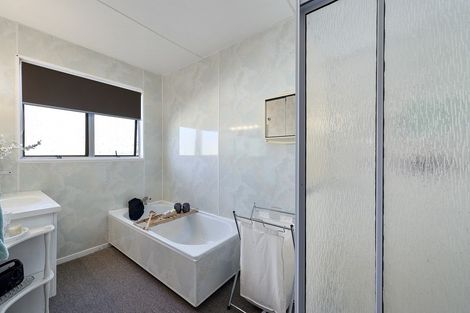 Photo of property in 20 Turriff Crescent, Tawa, Wellington, 5028